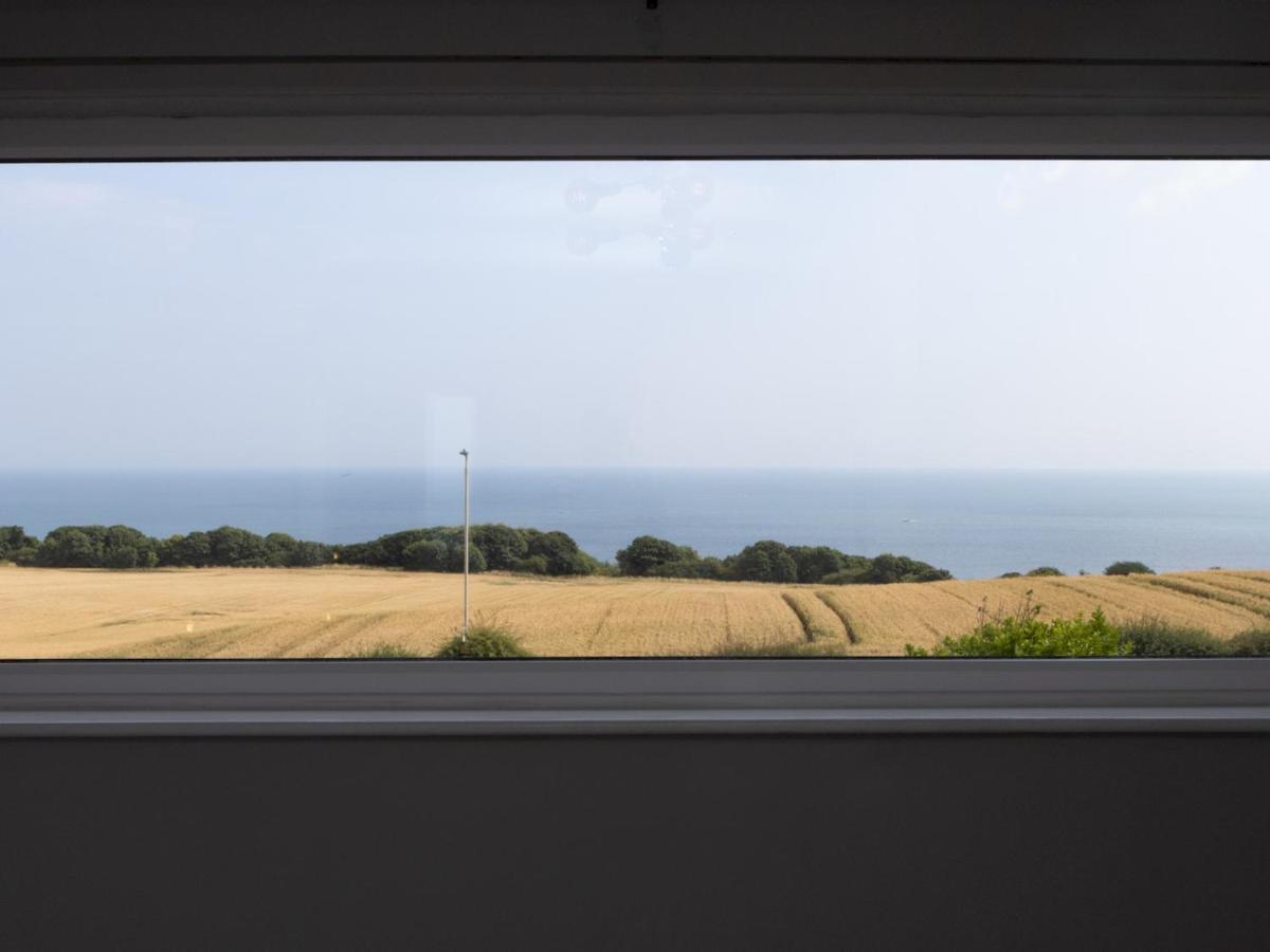Pass The Keys Amazing 4 Bedroom Property- Hot Tub & Sea Views Scarborough Eksteriør bilde